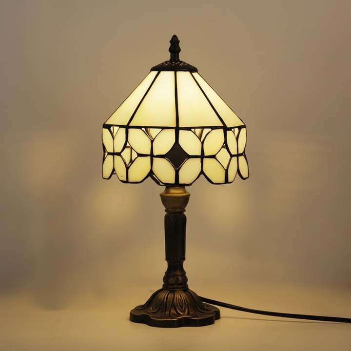 AURÉLIE | LA LAMPE EN VERRE DU VIEUX MONDE