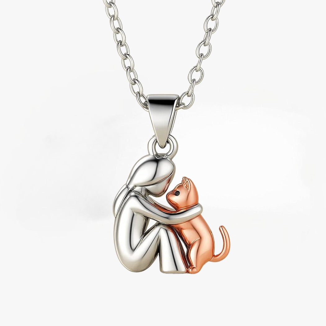 Collier avec une étreinte de chat