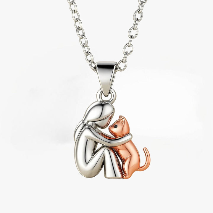 Collier avec une étreinte de chat