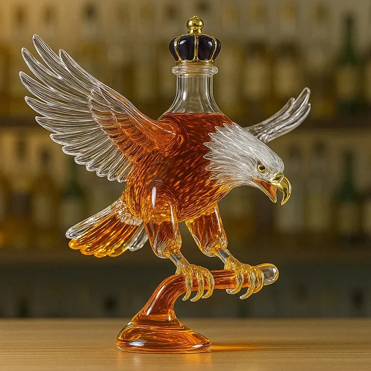 Bouteille de whisky en verre en forme de pygargue à tête blanche