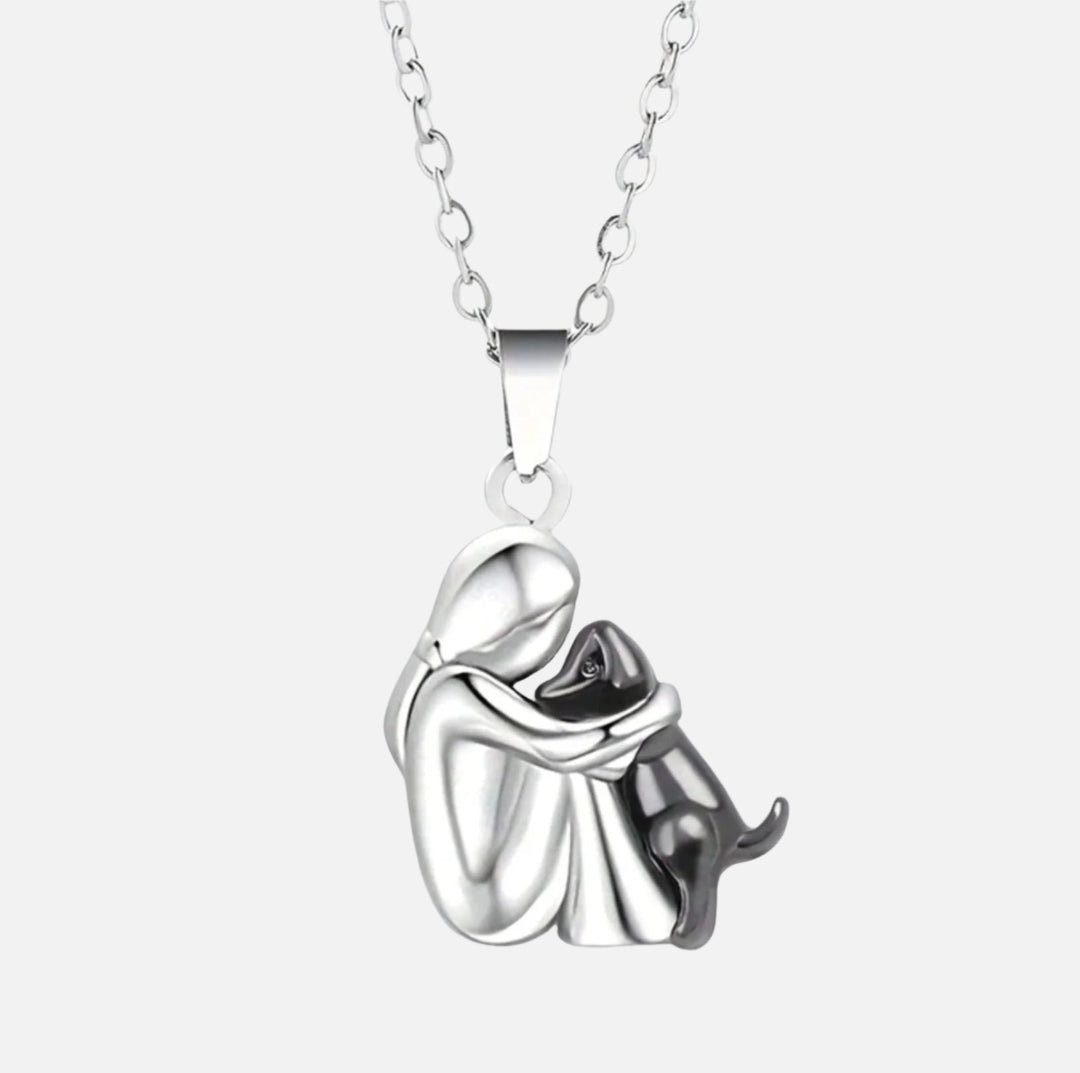 Collier avec une étreinte de chien
