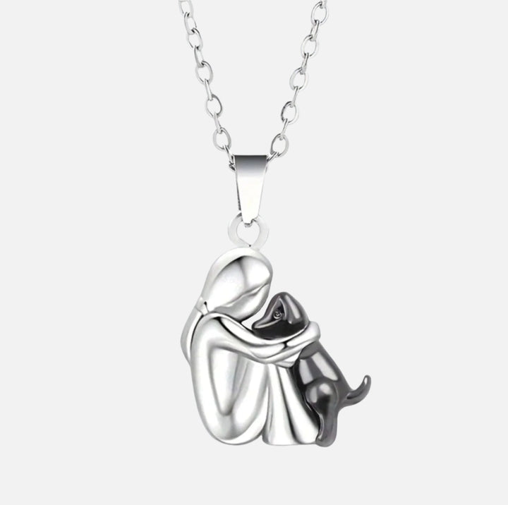 Collier avec une étreinte de chien