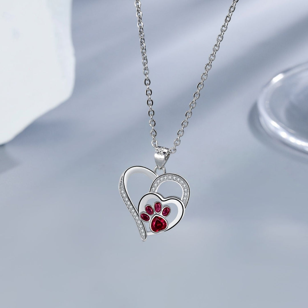 Collier de pattes - Dans une connexion amoureuse