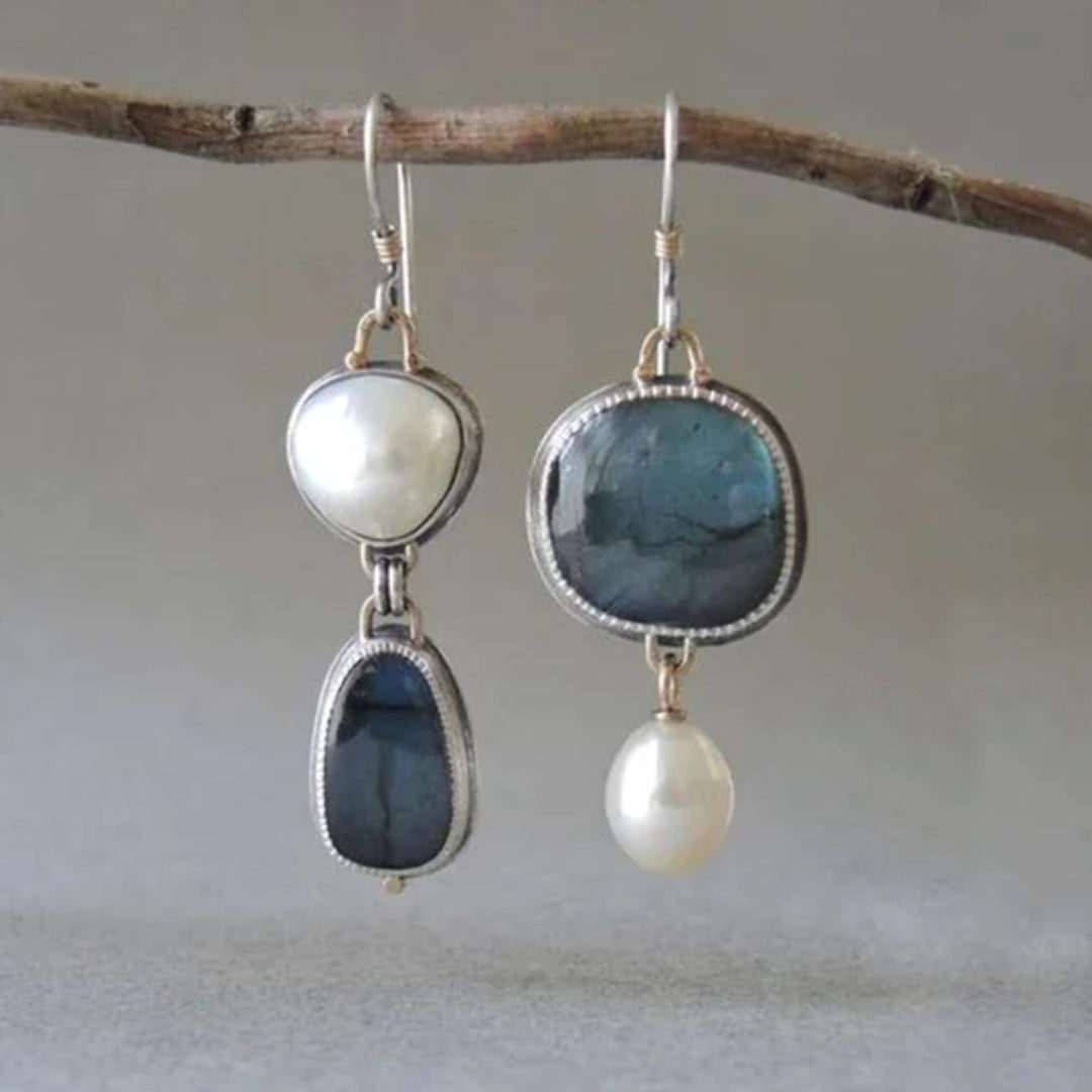 Boucles d'oreilles vintage en perles de pierre bleue