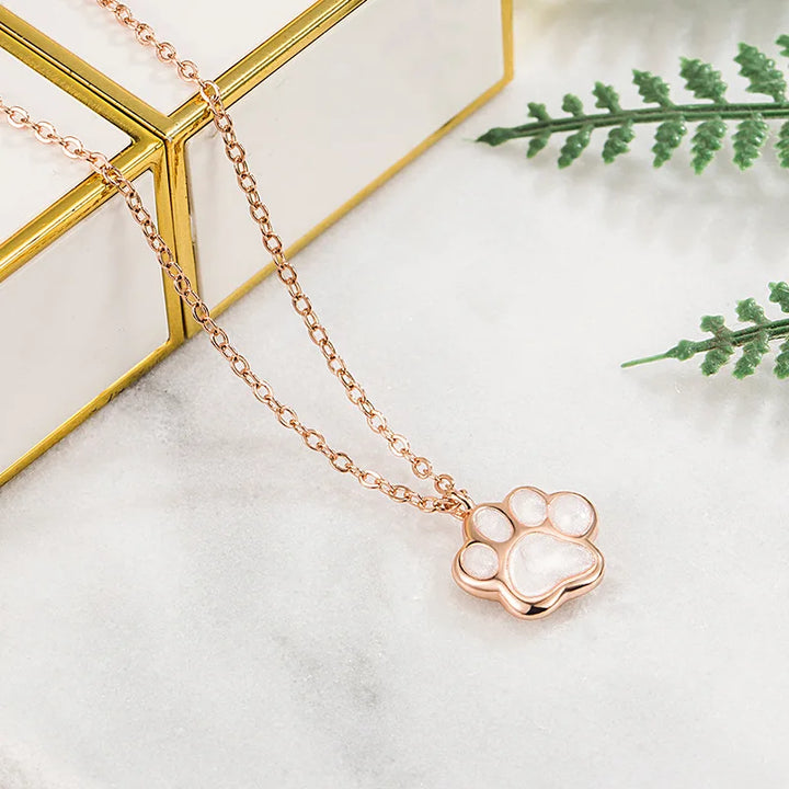 Collier pendentif empreinte de patte – Un bijou animal symbolique pour femme
