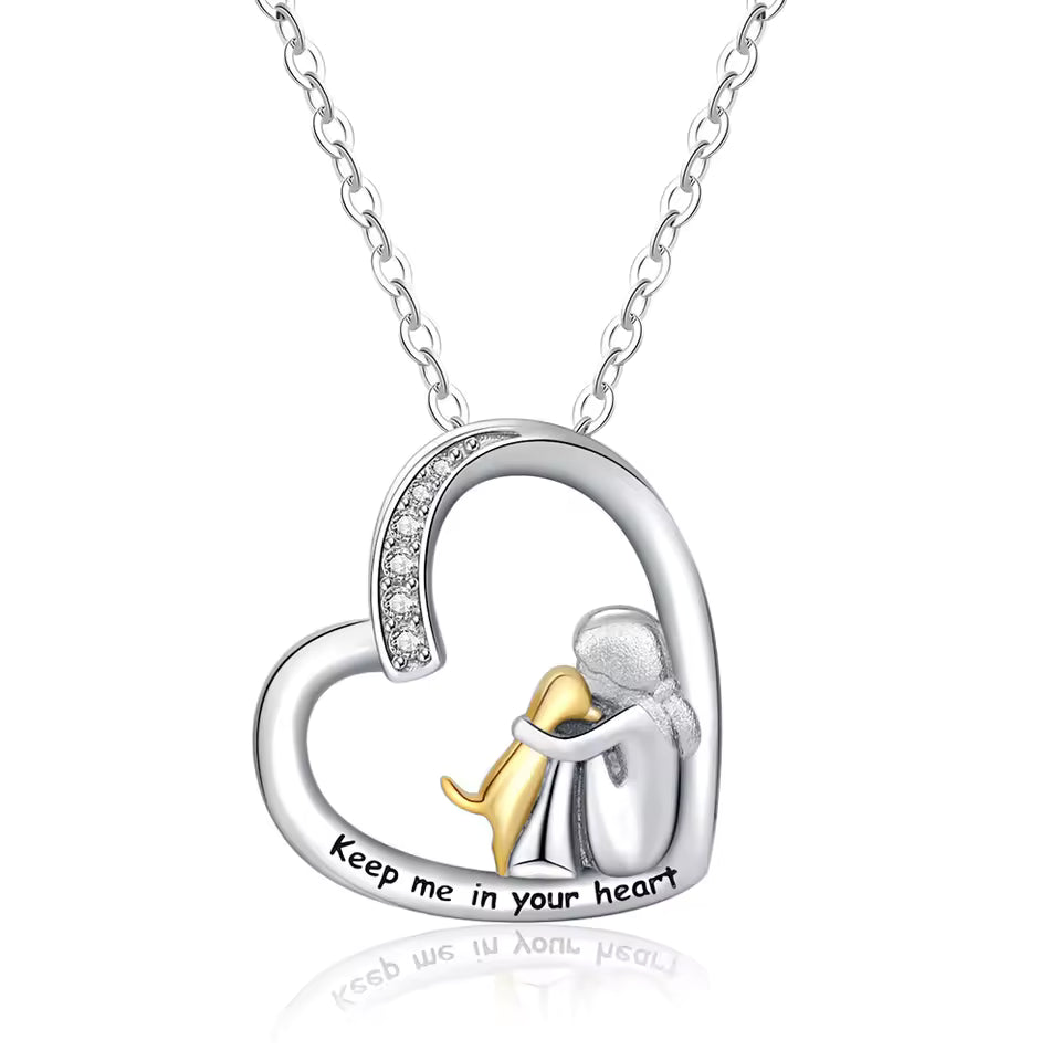 Collier avec une étreinte de chien