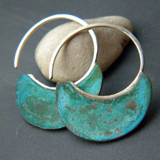 boucles d’oreilles turquoise portées vintage