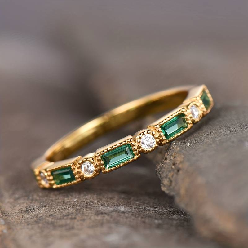 Alex - Bague en or et zircon incrusté de vert